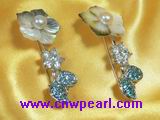 flower design freshwater pearl broches with 18K GP mountings